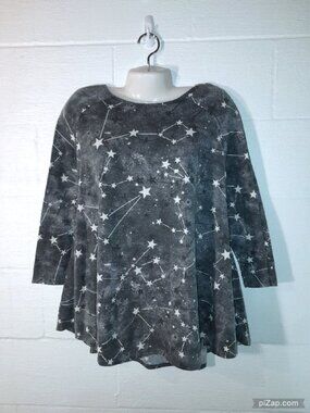 Kim & Cami Women's Plus Size 1X Celestial Star Constellation Knit Top Gray Tunic